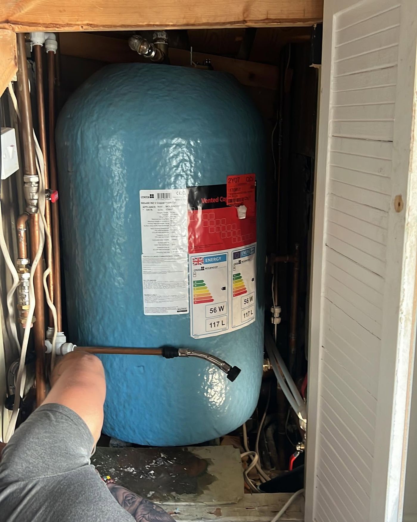 Old vented cylinder before replacement